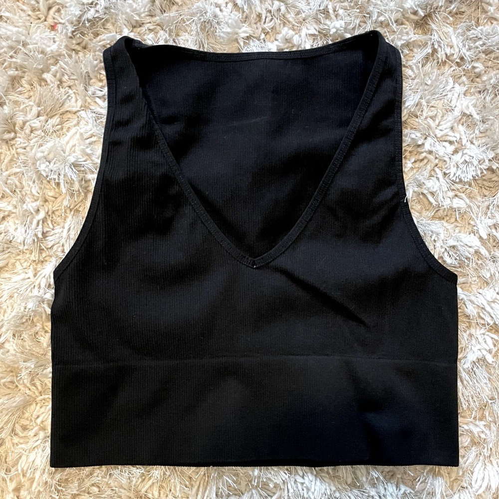 Ribbed Black Crop Top, Size Large